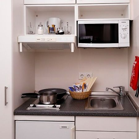 Hotel Luetzow Berlin Dış mekan fotoğraf