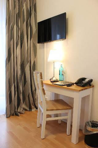Hotel Luetzow Berlin Dış mekan fotoğraf