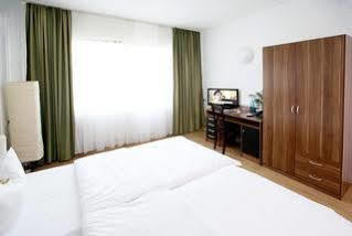 Hotel Luetzow Berlin Dış mekan fotoğraf